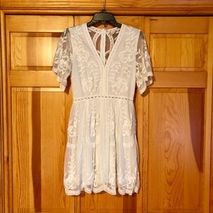 White lace dress
